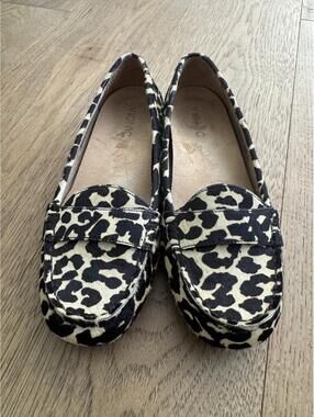 Vionic Larrun Leopard Print Calf Hair Loafers Size 7.5